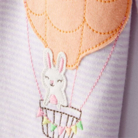 Pijama con Cierre de Doble Vía con Diseño de Conejito en Globo Aerostático Bebé
