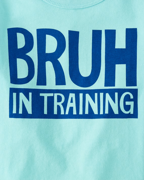 Camiseta Gráfica Diseño “Bruh In Training” Bebé Niño y Niño Pequeño - Seagrove